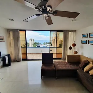 Acogedor Con Excelente Vista Al Mar. Apartamento